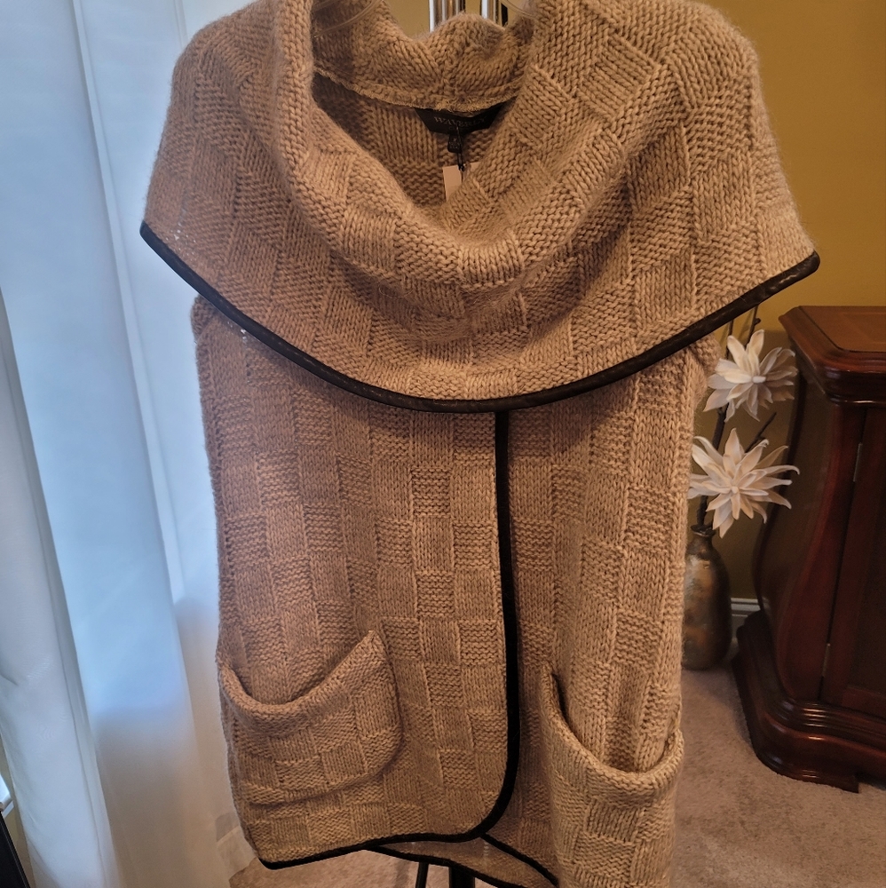 Waverly Grey Cow Neck Sweater Size M
